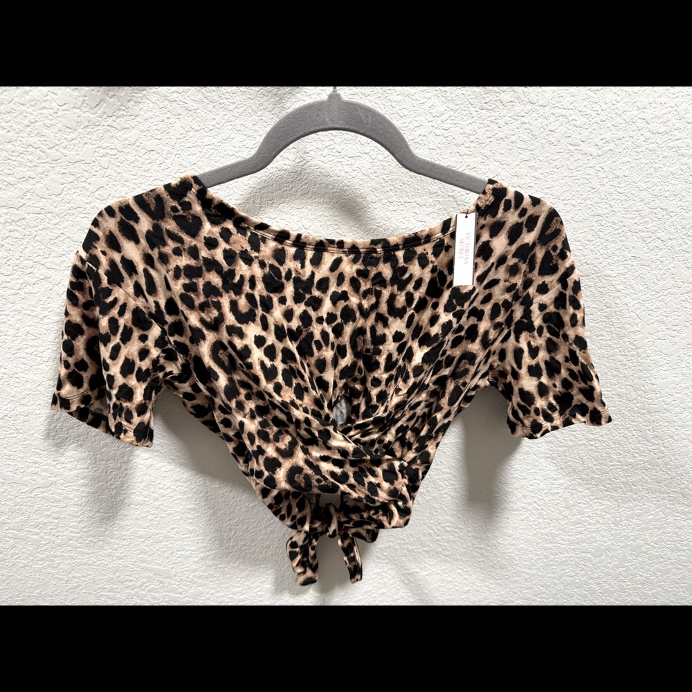 Victoria’s Secret Leopard Front Tie Crop Top